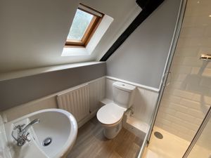 ENSUITE- click for photo gallery